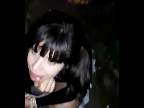 ❤️ रस्त्यावर कँडीच्या बदल्यात लिंग सुजले ️❌ mr.psi-mass.ru वर ﹏